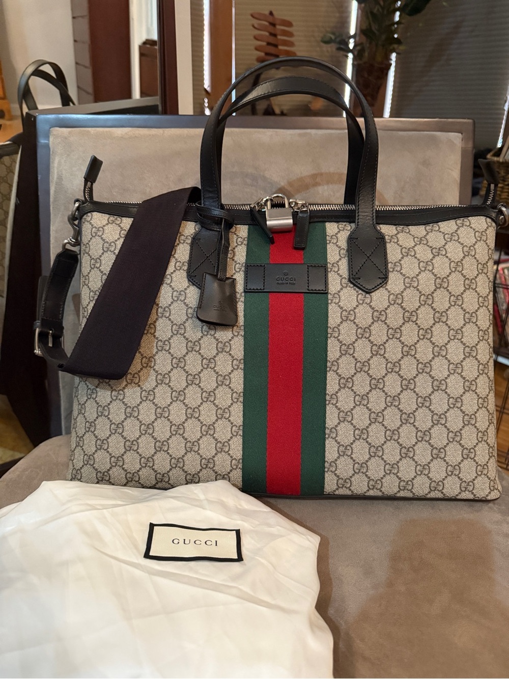 GUCCI zipper web GG supreme tote bag
